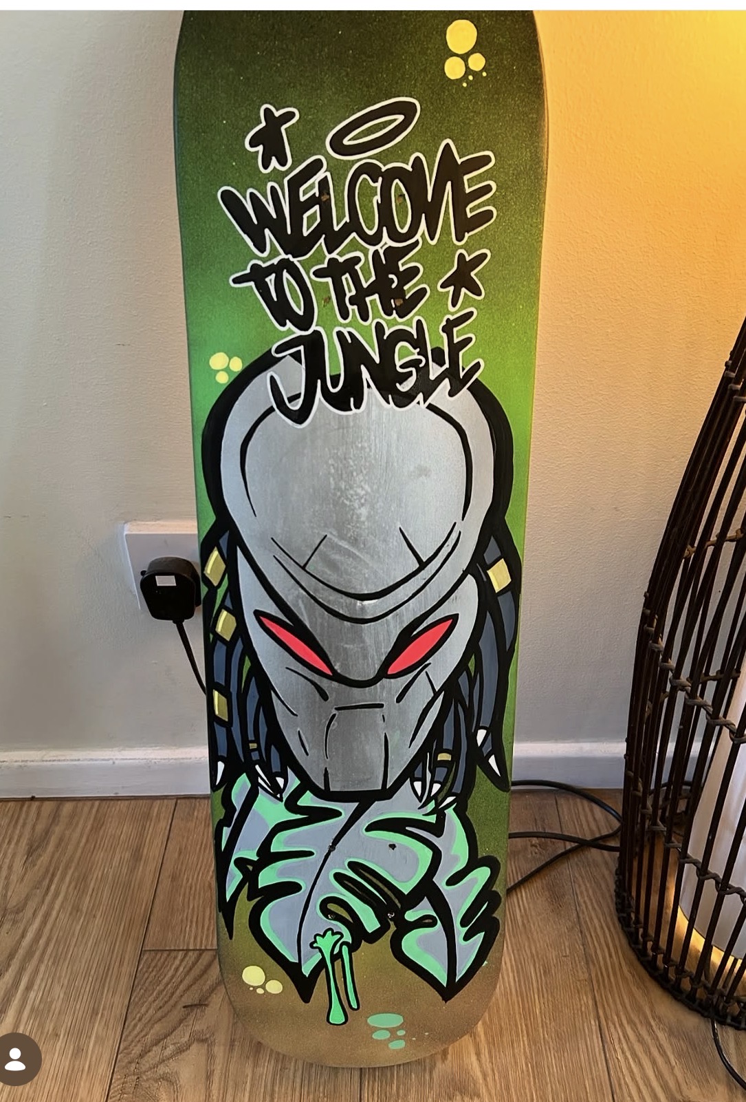 Alien custom skateboard
