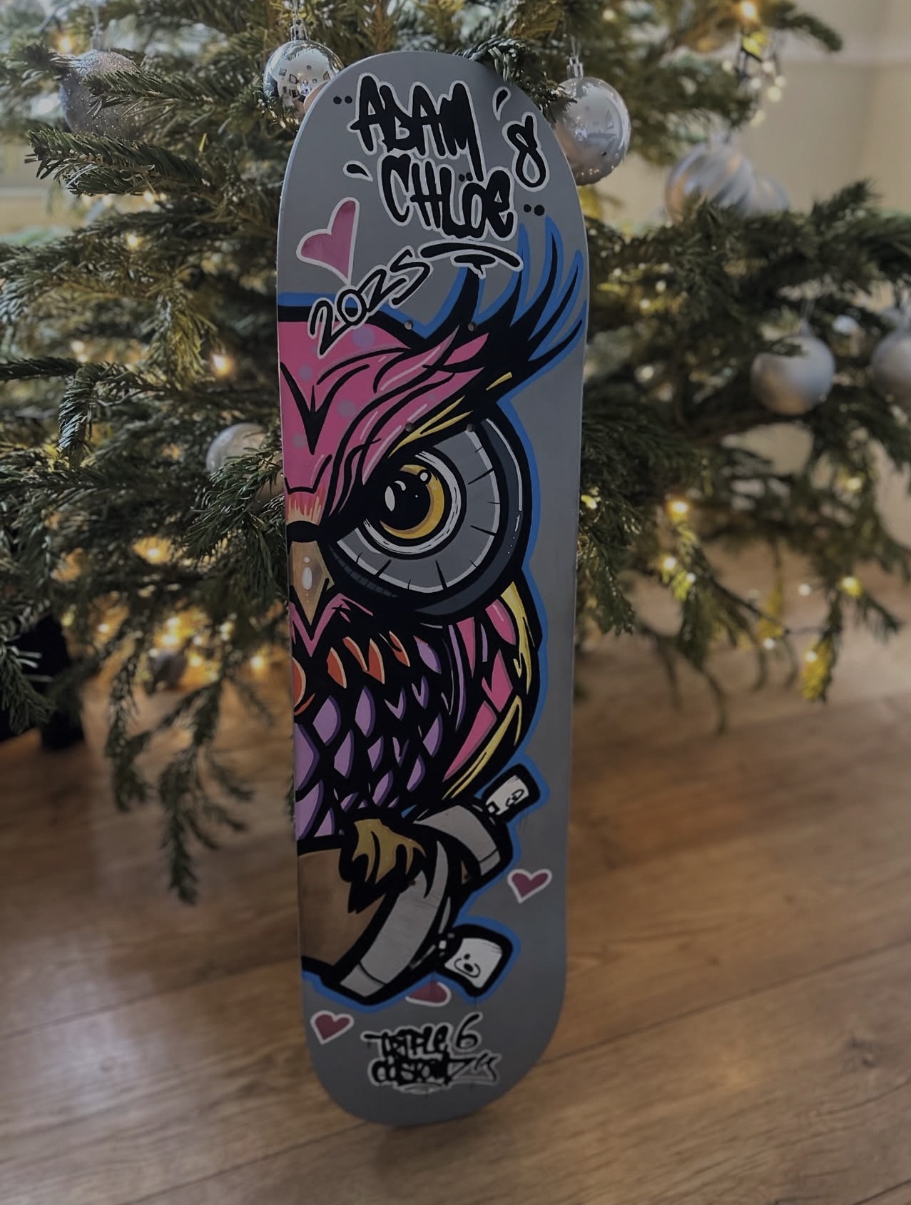Graffiti owl custom skateboard